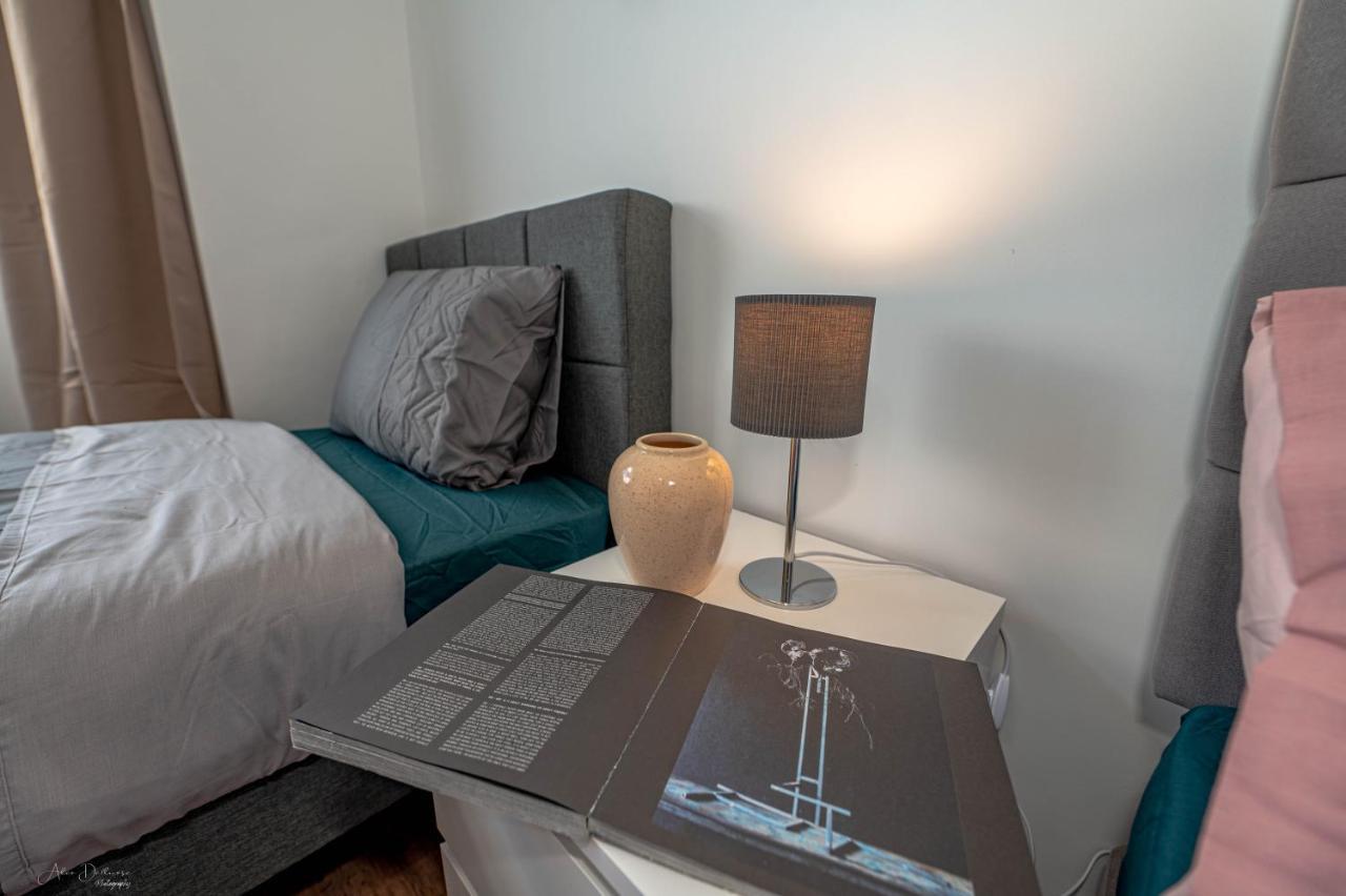 4 Bedrooms,2 Bathrooms House With Free Parking بلمستيد المظهر الخارجي الصورة